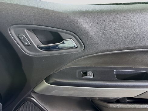 Used 2021 Chevrolet Colorado LT image 30