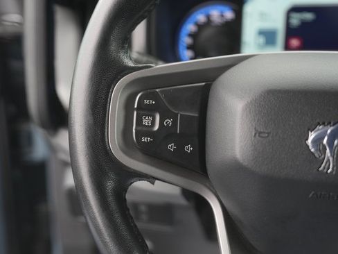 Certified 2022 Ford Bronco Black Diamond image 18