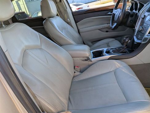 Used 2011 Cadillac SRX Performance image 30