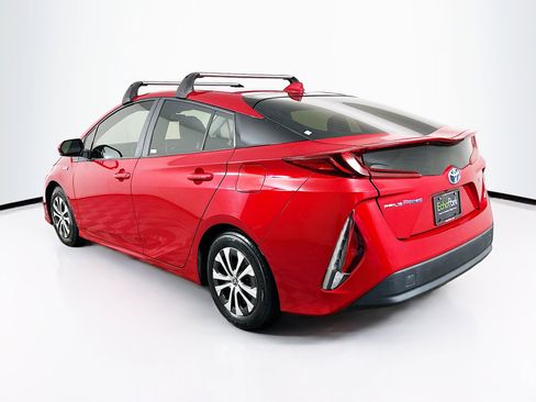 Used 2021 Toyota Prius Prime XLE image 5