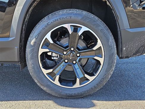 New 2026 Chevrolet Equinox LT w/ Convenience Package II image 24