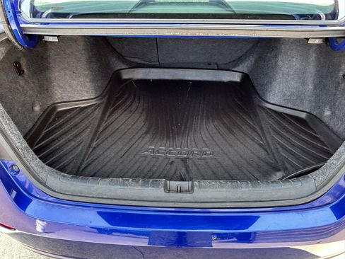 Used 2022 Honda Accord Sport image 17