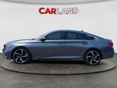 Used 2020 Honda Accord Sport image 2