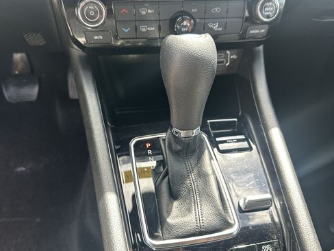 Used 2023 Jeep Compass Sport AWD/4WD image 29