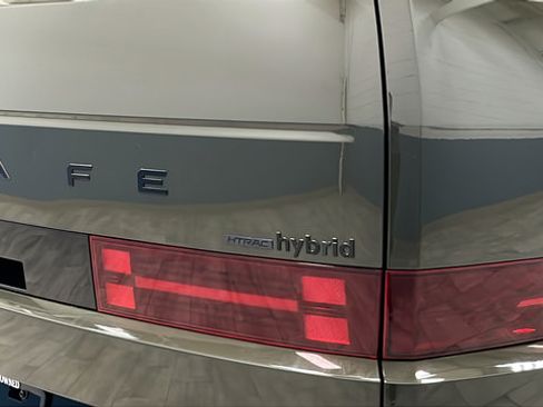 Used 2025 Hyundai Santa Fe Calligraphy AWD/4WD image 39