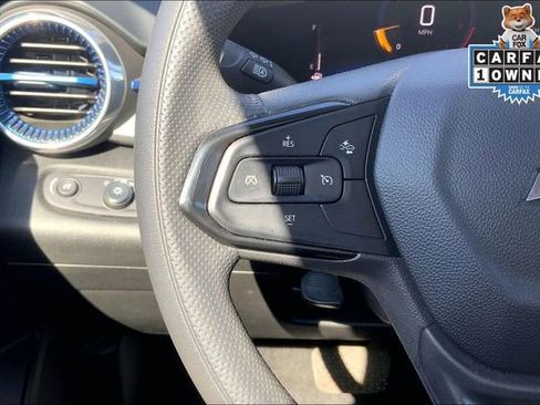 Used 2024 Chevrolet Trax LT FWD image 18