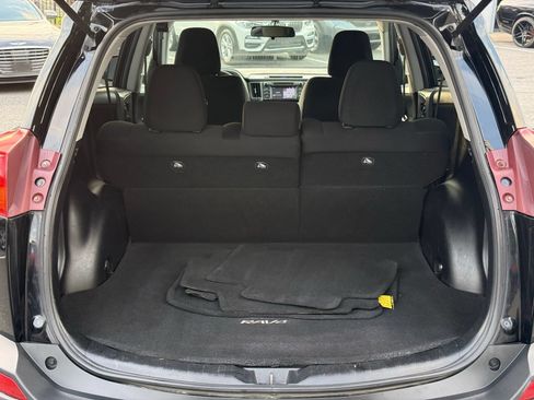 Used 2015 Toyota RAV4 XLE AWD/4WD image 12