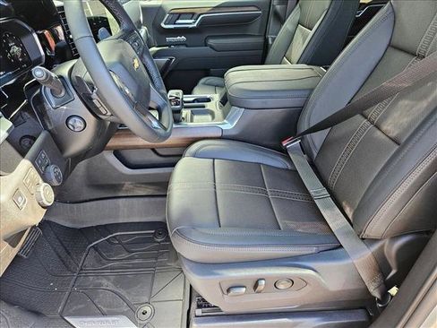 New 2026 Chevrolet Silverado 1500 High Country w/ High Country Premium Package image 4