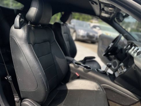 Used 2016 Ford Mustang Premium RWD image 22
