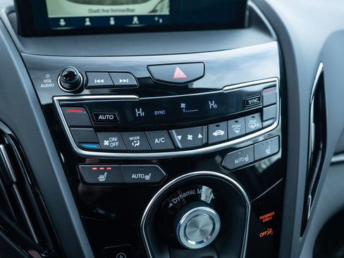 Certified 2025 Acura RDX SH-AWD image 30