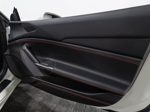 Used 2016 Ferrari 488 GTB RWD image 59