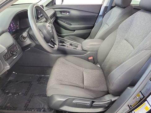 Used 2025 Honda Accord LX image 19