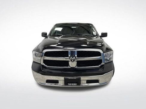 Used 2022 RAM 1500 Classic SLT image 9