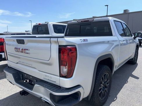 Used 2021 GMC Sierra 1500 Elevation w/ Preferred Package AWD/4WD image 6