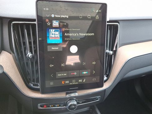 New 2026 Volvo XC60 B5 Plus w/ Protection Package Premier image 11