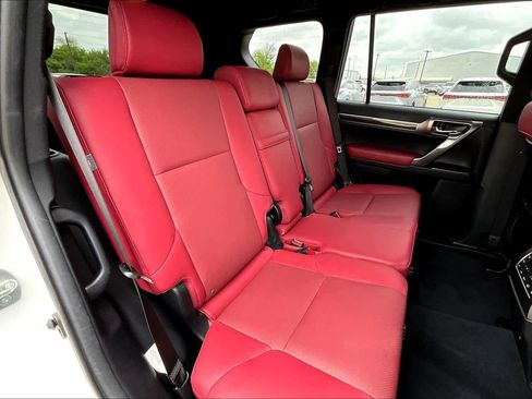 Used 2023 Lexus GX 460 Premium w/ Premium Package image 20