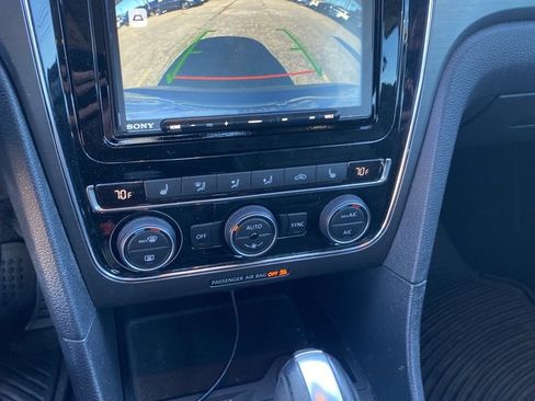 Used 2017 Volkswagen Passat 1.8T R-Line image 5