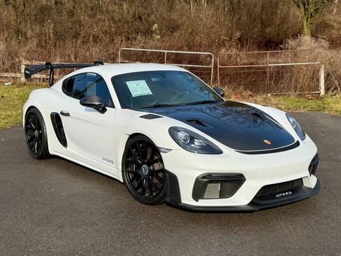 Used 2023 Porsche 718 Cayman GT4 RS image 1