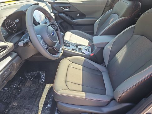 New 2025 Subaru Crosstrek 2.5i Limited image 17