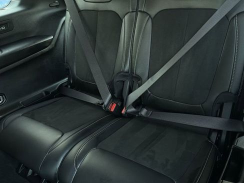 Used 2025 Jeep Grand Cherokee L Laredo image 21