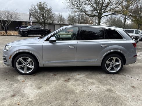 Used 2019 Audi Q7 3.0T Prestige w/ Prestige Package image 4