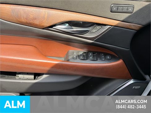 Used 2020 Cadillac Escalade ESV Luxury RWD image 24