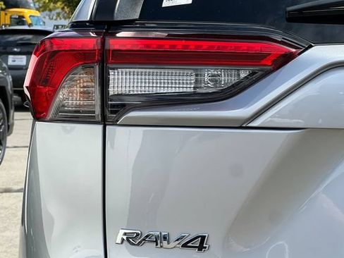 Used 2025 Toyota RAV4 LE FWD image 32