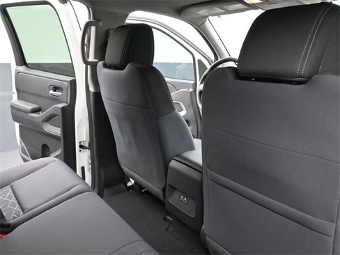 New 2025 Nissan Frontier SV image 25