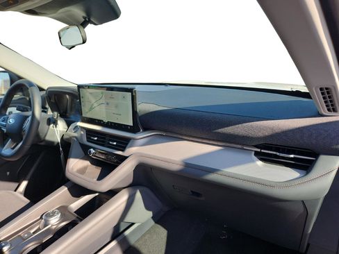 New 2026 Ford Explorer Active image 24