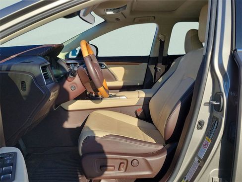 Used 2019 Lexus RX 350 FWD w/ Navigation Package image 18