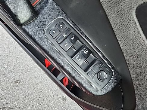 Used 2012 Dodge Charger SE RWD image 22