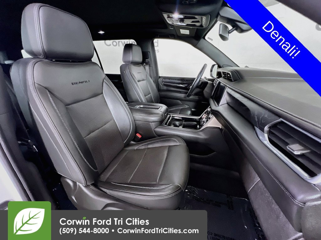 Used 2021 GMC Yukon XL Denali AWD/4WD image 18