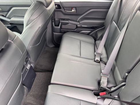 New 2026 Toyota 4Runner Limited AWD/4WD image 21