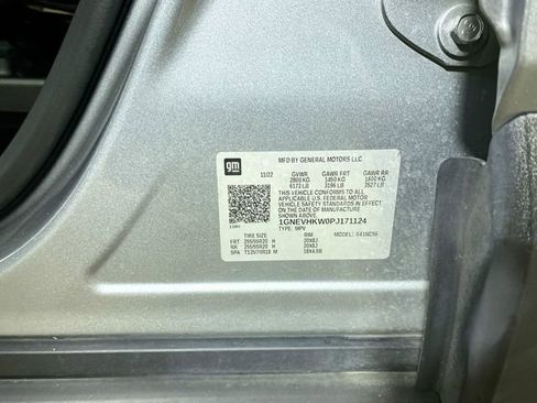 Used 2023 Chevrolet Traverse LT w/ LT Premium Package image 36