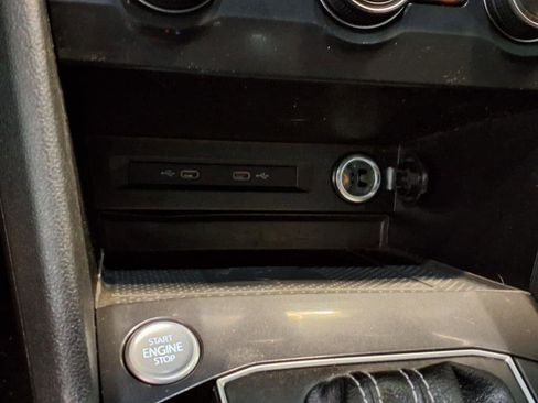 Used 2021 Volkswagen Tiguan SE R-Line image 23