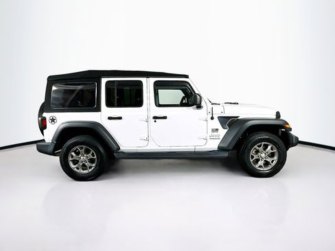 Used 2020 Jeep Wrangler Unlimited Sport image 10