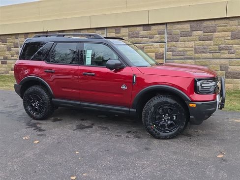 New 2025 Ford Bronco Sport Outer Banks w/ Sasquatch Outer Banks Package AWD/4WD image 3