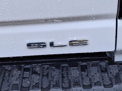 New 2025 GMC Sierra 2500 SLE w/ SLE Convenience Package image 22