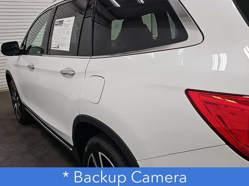 Used 2022 Honda Pilot Touring image 7