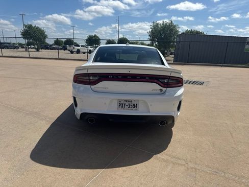 Used 2021 Dodge Charger SRT Hellcat w/ Harman/Kardon Audio Group RWD image 4