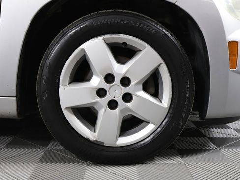Used 2010 Chevrolet HHR LT image 6