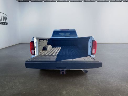 Used 2021 GMC Sierra 2500 SLE w/ SLE Value Package; image 17