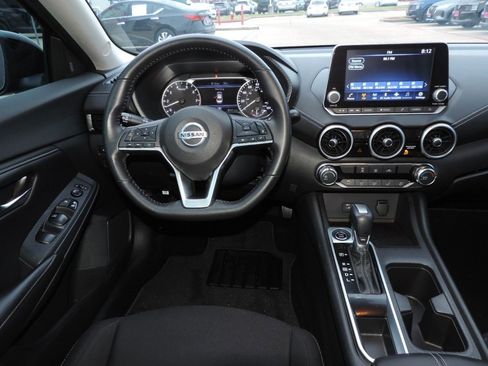 Used 2023 Nissan Sentra SV w/ Trunk Package image 21