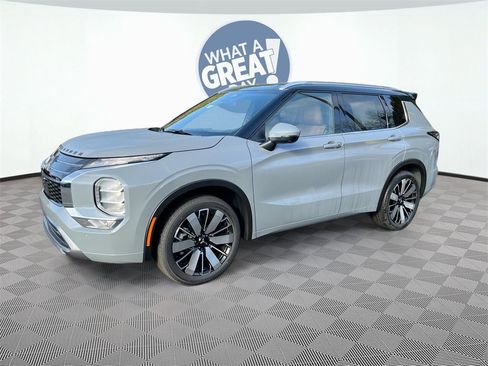 New 2026 Mitsubishi Outlander SEL image 33