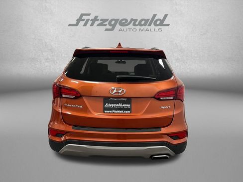 Used 2017 Hyundai Santa Fe Sport FWD image 4