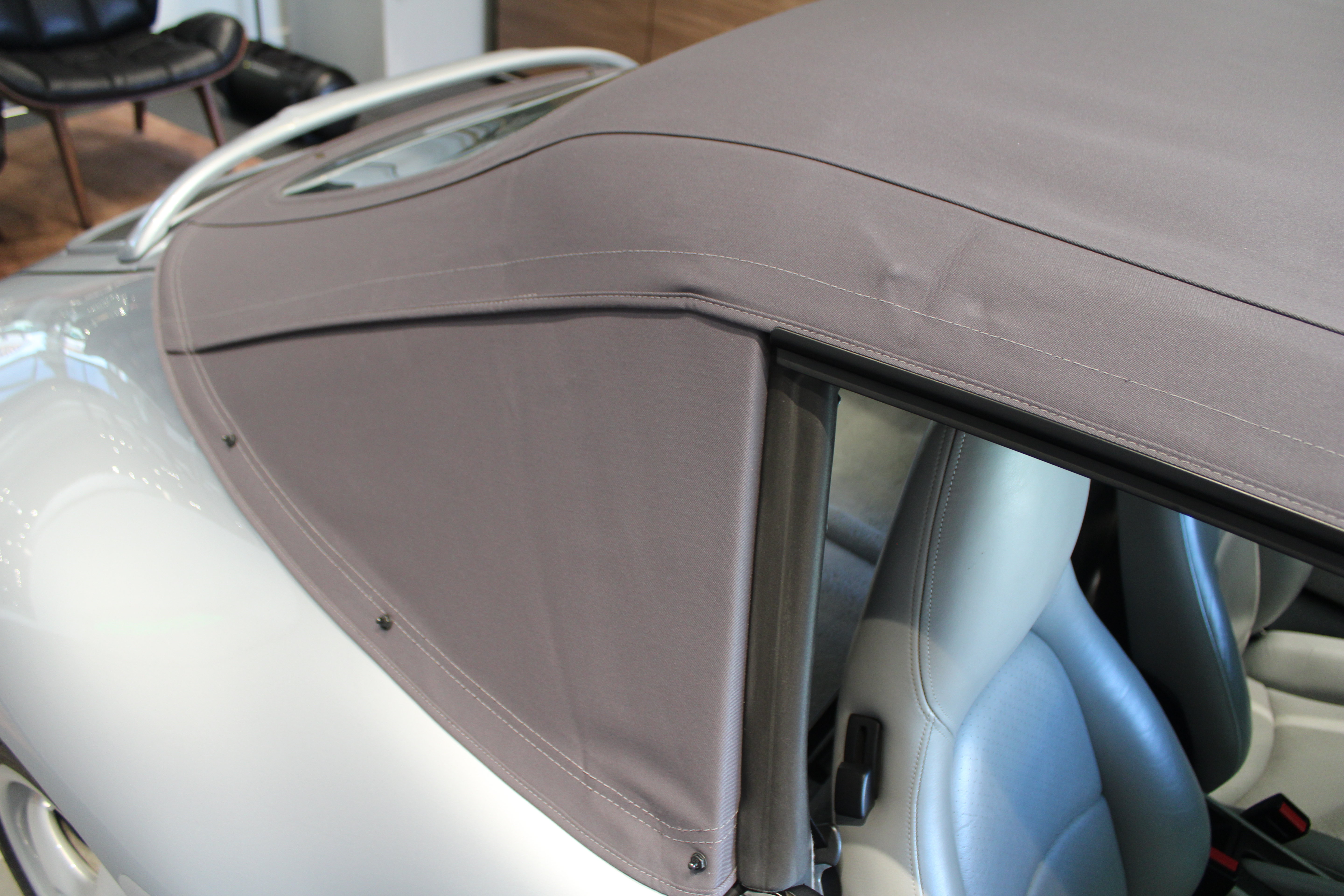 Used 1996 Porsche 911 Carrera RWD image 76