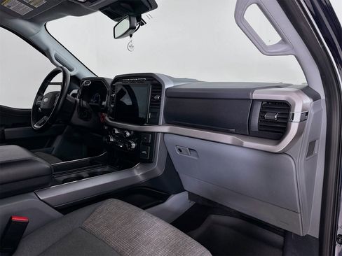 Used 2022 Ford F150 XLT w/ Equipment Group 302A High image 29