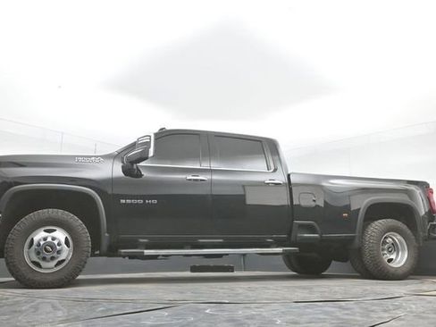 Used 2022 Chevrolet Silverado 3500 High Country w/ Safety Package II image 30
