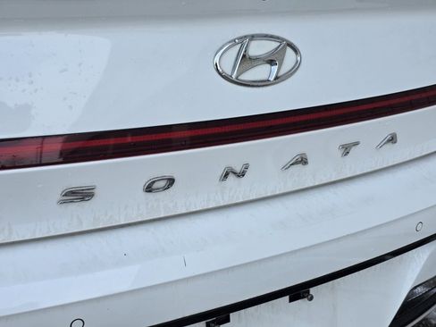 Used 2021 Hyundai Sonata Limited image 13