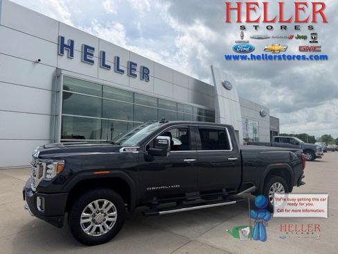 Used 2020 GMC Sierra 2500 Denali w/ Denali Ultimate Package AWD/4WD image 1
